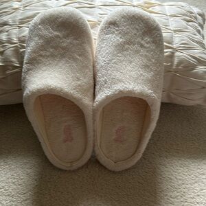 Ladies Slippers